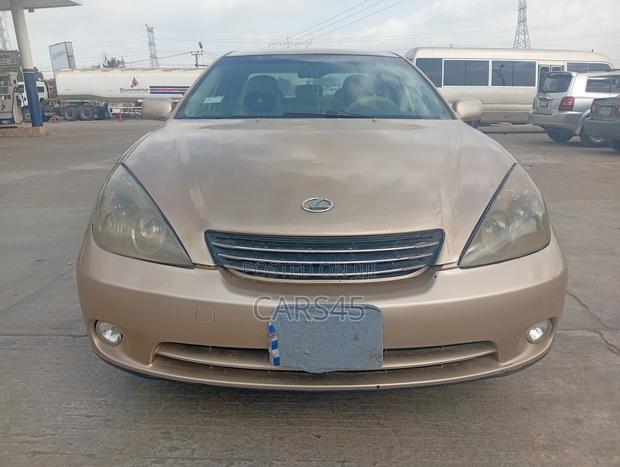 Lexus ES 300 2003 Gold