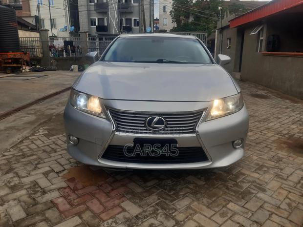 Lexus ES 2013 Silver