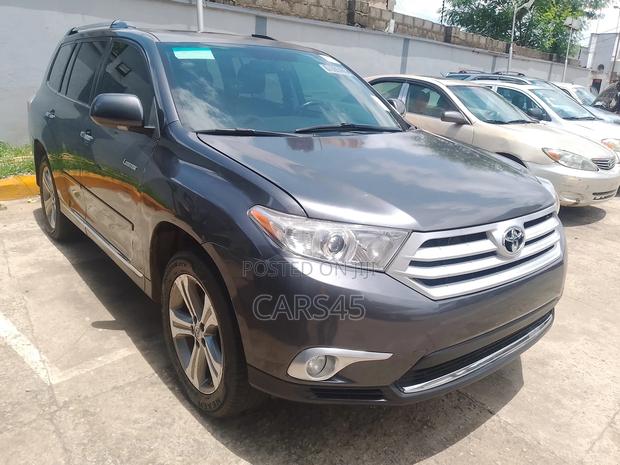 Toyota Highlander 2011 Gray