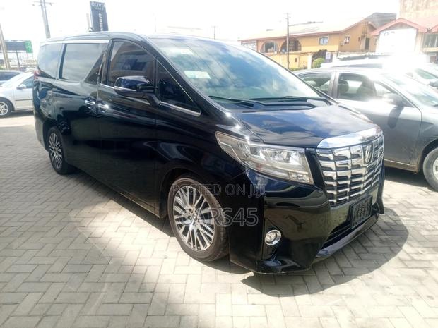 Toyota Alphard 2015 Black
