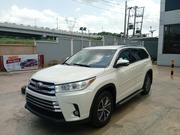 Toyota Highlander 2017 White for sale