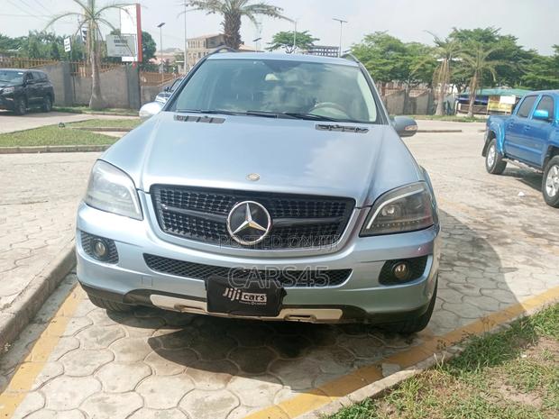 Mercedes-Benz M Class 2006 Blue