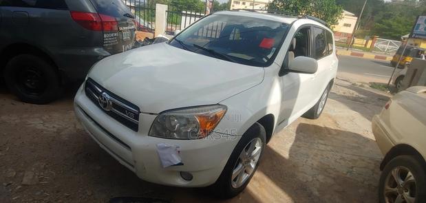 Toyota RAV4 2008 White