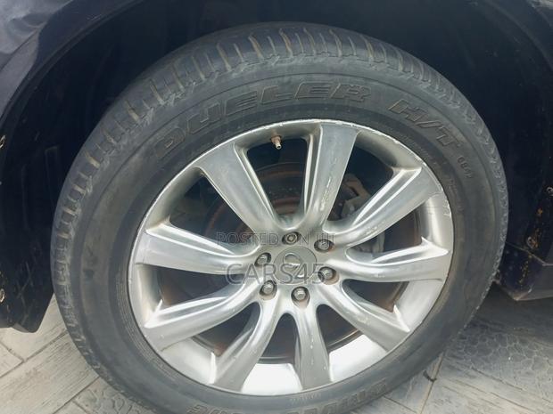 Infiniti QX56 2012 Blue