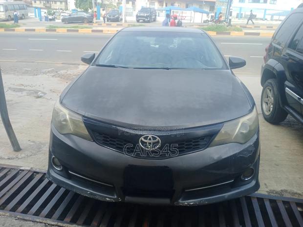 Toyota Camry 2014 Black
