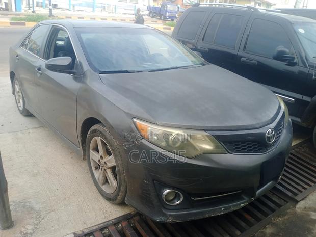 Toyota Camry 2014 Black