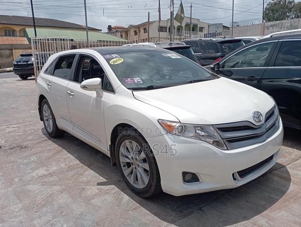 Toyota Venza 2016 White
