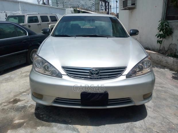 Toyota Camry 2003 Silver