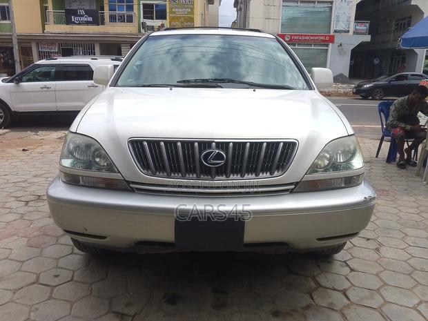 Lexus RX 300 4WD 2001 White