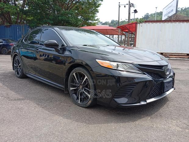 Toyota Camry 2020 Black