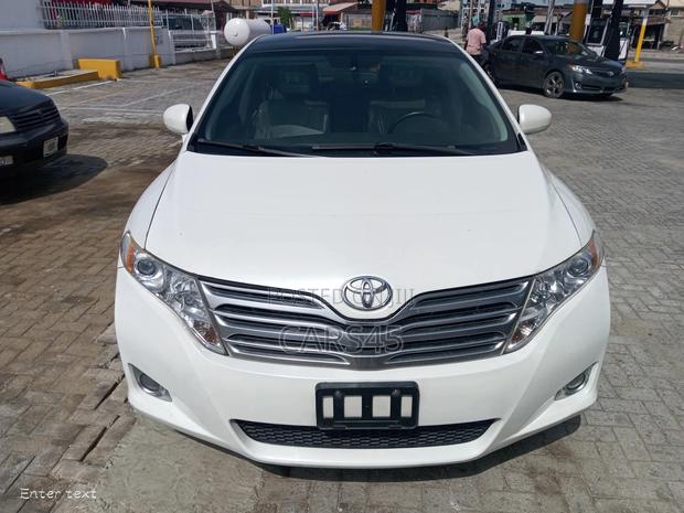 Toyota Venza 2011 White
