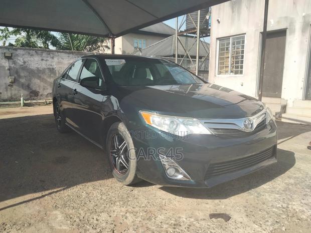 Toyota Camry 2014 Green
