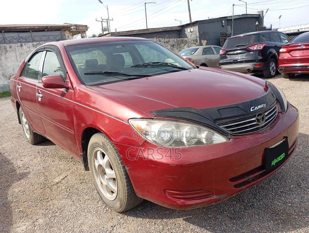 Toyota Camry LE 4dr Sedan (2.4L 4cyl 4A) 2004 Red
