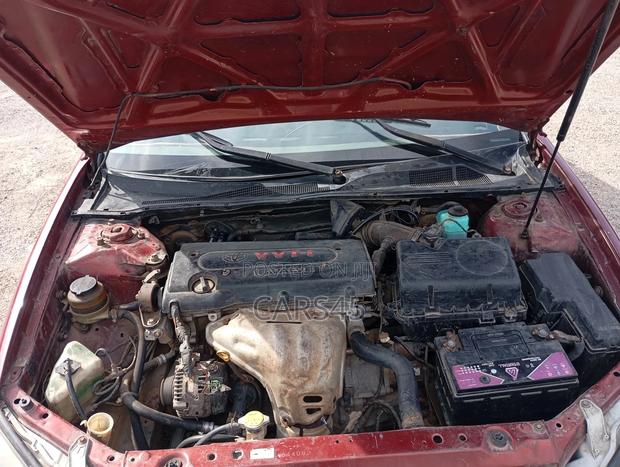 Toyota Camry LE 4dr Sedan (2.4L 4cyl 4A) 2004 Red