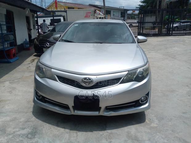 Toyota Camry 2013 Silver