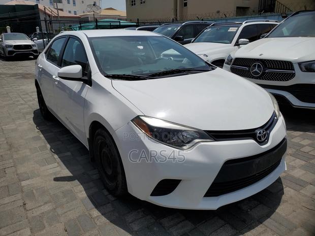 Toyota Corolla 2014 White
