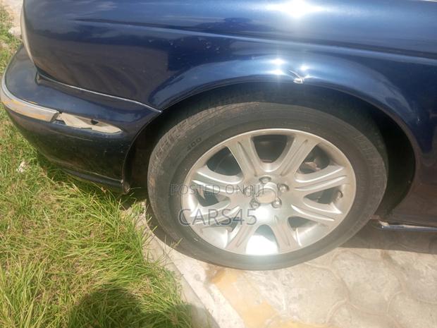 Jaguar XJ 2004 Blue