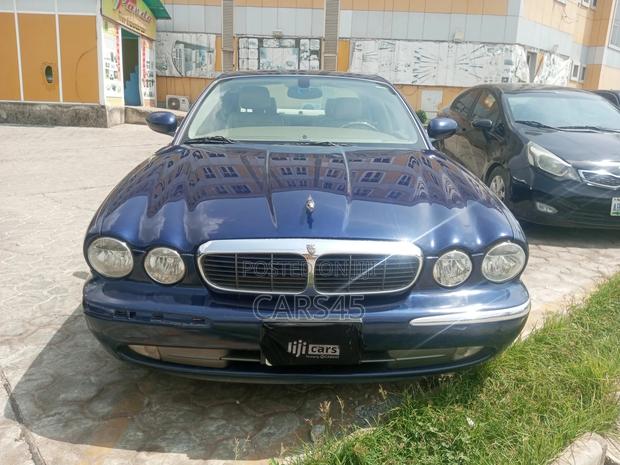Jaguar XJ 2004 Blue