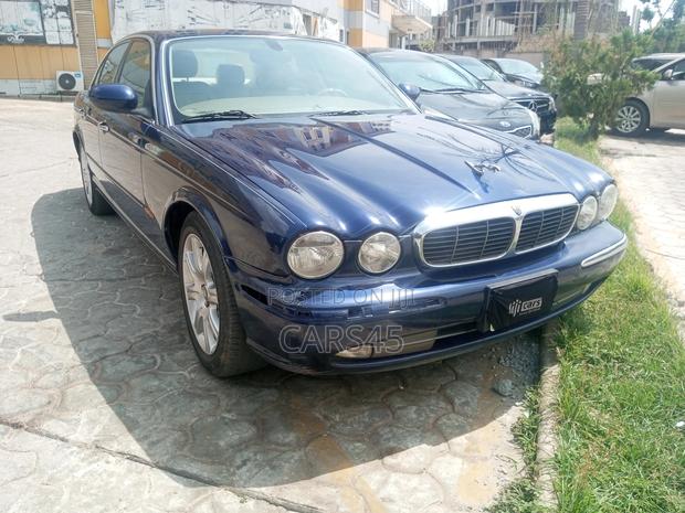 Jaguar XJ 2004 Blue