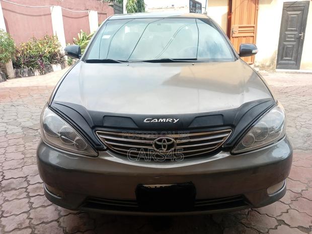 Toyota Corolla 2006 Gray