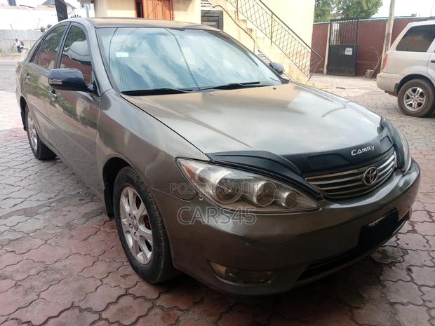 Toyota Corolla 2006 Gray