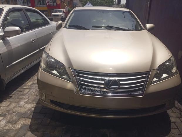 Lexus ES 2011 Gold