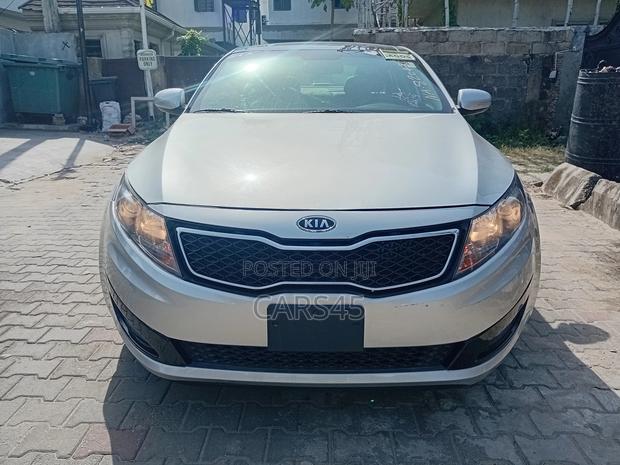 Kia Optima EX Turbo Sedan (2.0L 6cyl 6A) 2012 Silver