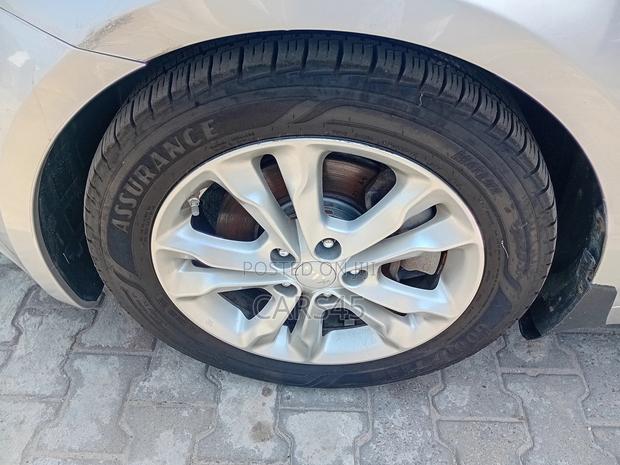 Kia Optima EX Turbo Sedan (2.0L 6cyl 6A) 2012 Silver
