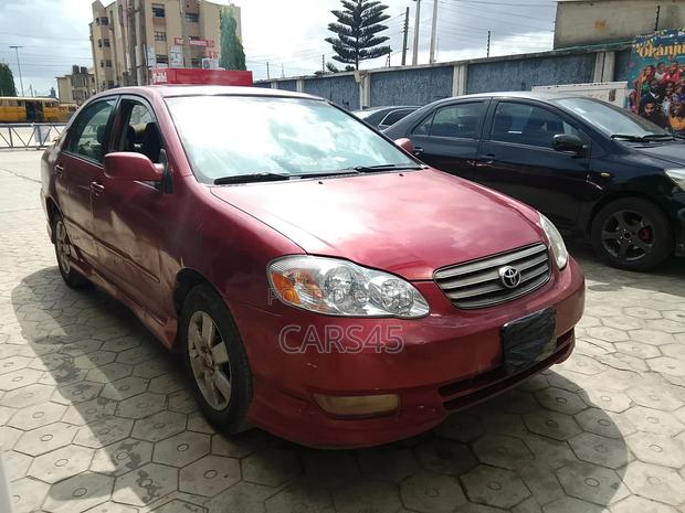 Toyota Corolla 2004 Red