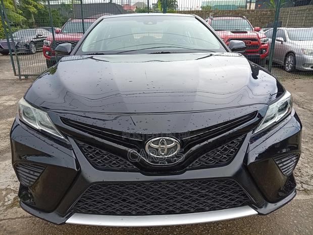 Toyota Camry 2018 Black