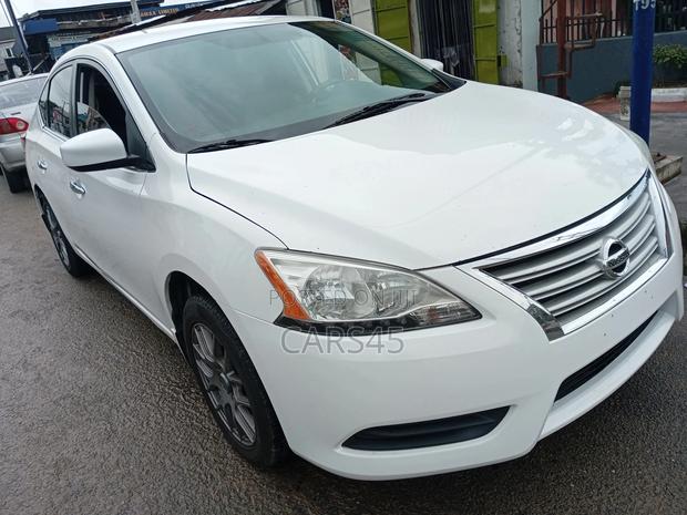 Nissan Sentra SV 4dr Sedan (1.8L 4cyl CVT) 2015 White