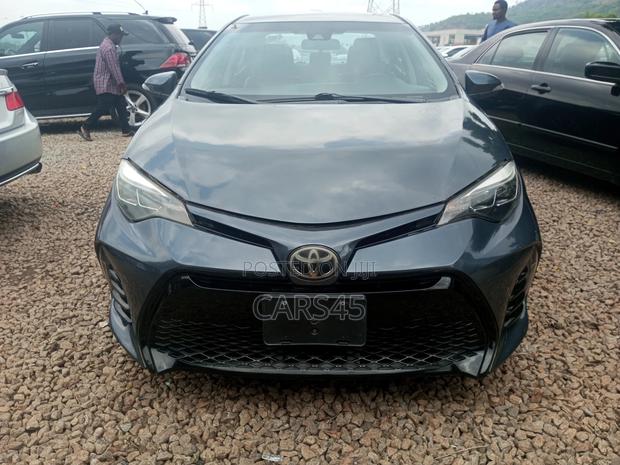 Toyota Corolla 2017 Gray