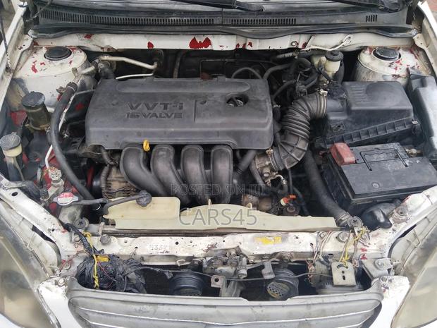 Toyota Corolla 2007 White