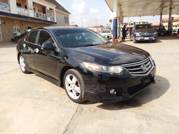 Honda Accord 2010 Black