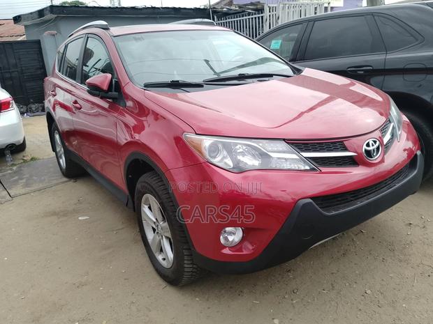Toyota RAV4 2014 Red