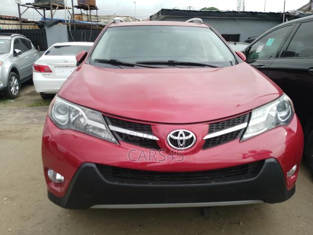 Toyota RAV4 2014 Red