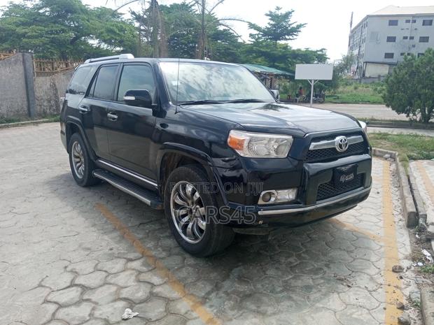 Toyota 4-Runner 2010 Black