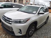 Toyota Highlander XLE 4dr SUV AWD (3.5L 6cyl 6A) 2015 White for sale