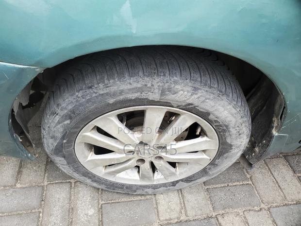 Toyota Corolla 2006 Green