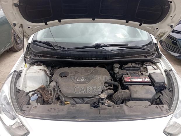 Hyundai Accent 2014 White