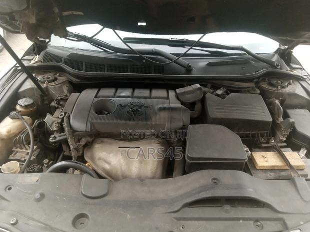 Toyota Camry 2010 Gray