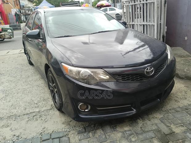 Toyota Camry 2013 Blue
