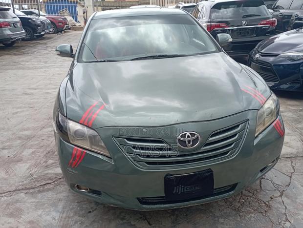 Toyota Camry 2009 Green