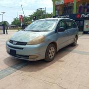 Toyota Sienna 2010 Blue for sale