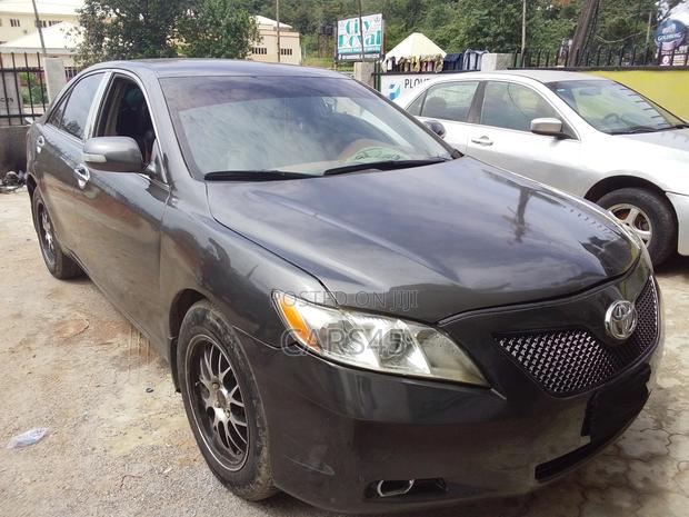 Toyota Camry 2007 Gray