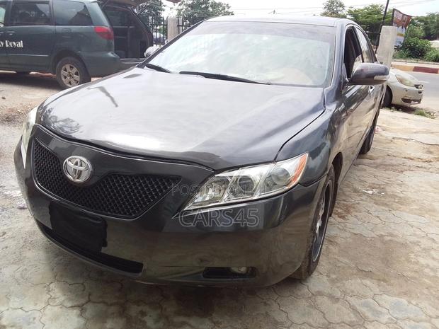 Toyota Camry 2007 Gray