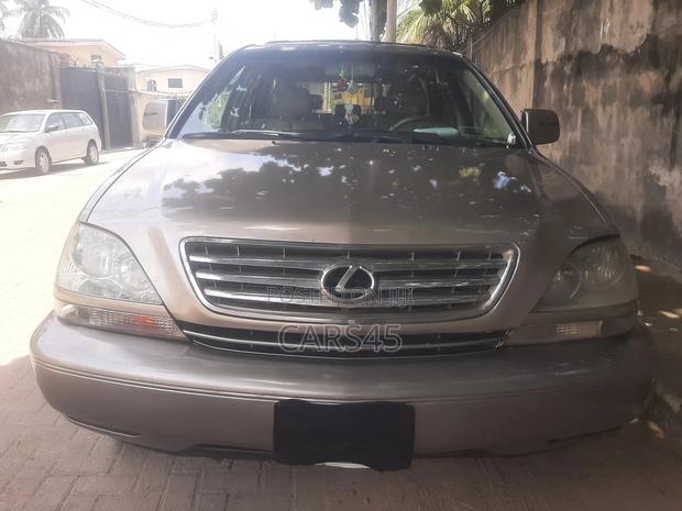 Lexus RX 2001 Gold