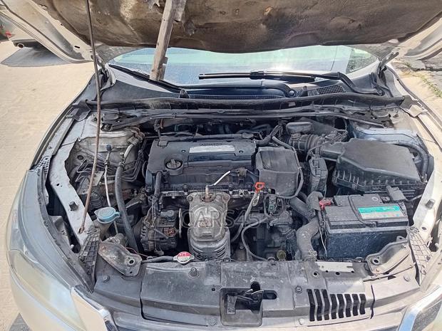 Honda Accord Sport 4dr Sedan (2.4L 4cyl CVT) 2014 Silver