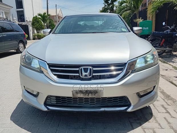 Honda Accord Sport 4dr Sedan (2.4L 4cyl CVT) 2014 Silver