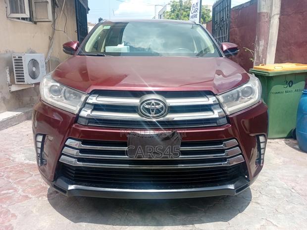 Toyota Highlander 2015 Red